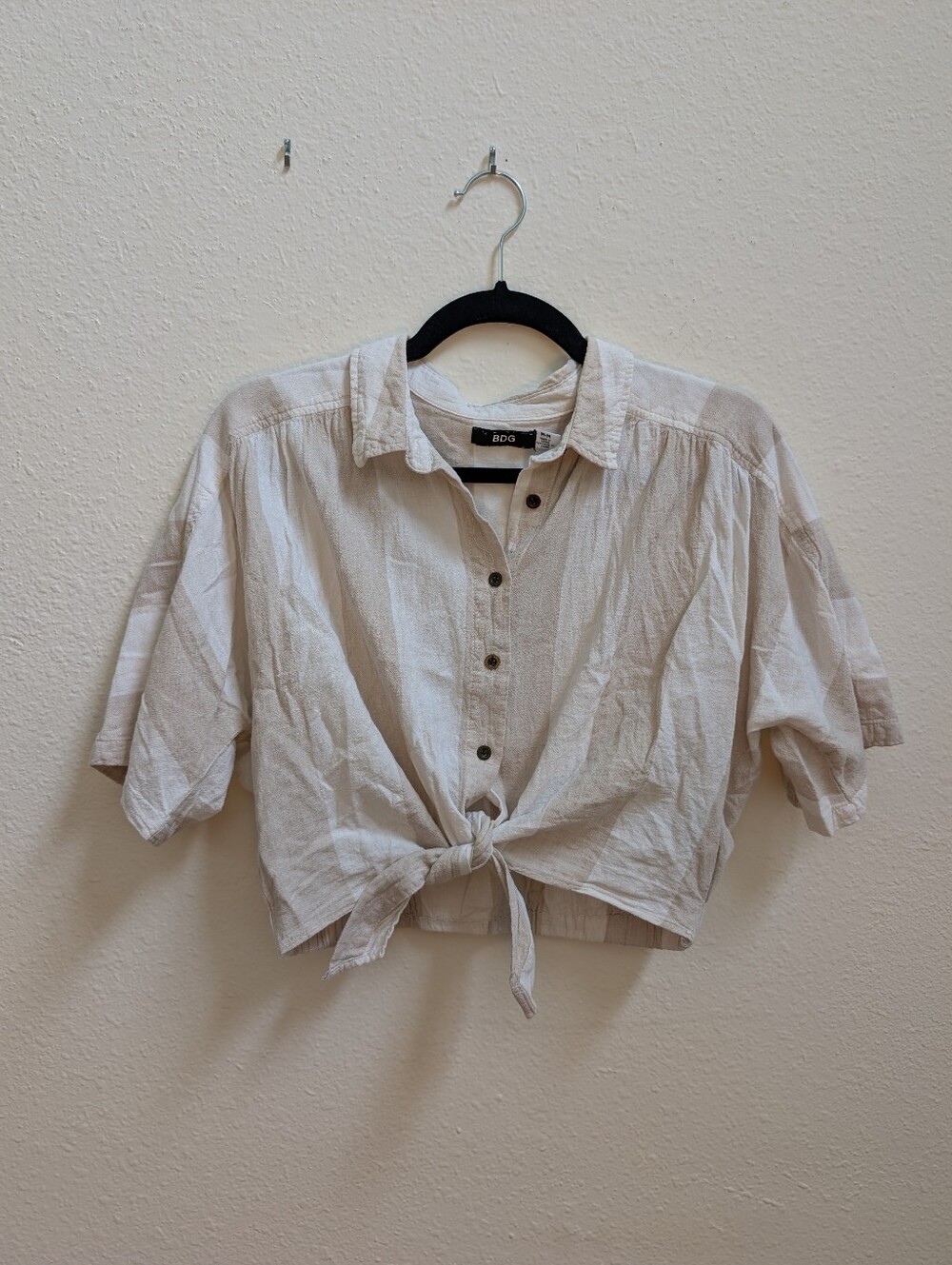 BDG Linen Striped Tie-Front Cropped Button-Up